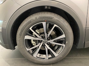 Vehicle image TOYOTA C-HR 2.0 HEV Trend 4x4