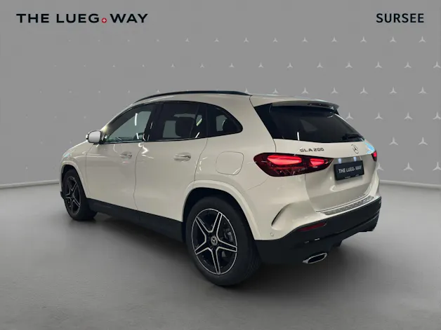 Mercedes-Benz GLA 200 Night Star 7G-DCT
