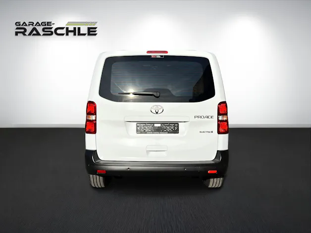 Toyota PROACE Van L1 75KWh Active
