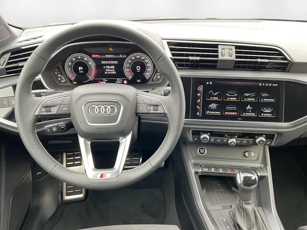 Audi Q3 35 TFSI S line Attraction S-tronic