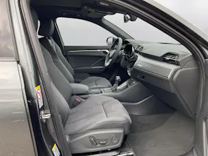 Audi Q3 35 TFSI S line Attraction S-tronic