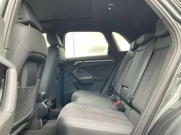 Audi Q3 35 TFSI S line Attraction S-tronic