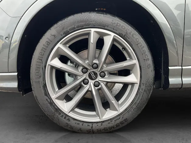 Audi Q3 35 TFSI S line Attraction S-tronic