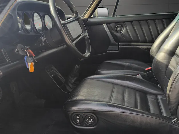 Porsche 911 3.2 Carrera Coupé