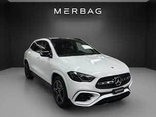 Mercedes-Benz GLA 220d 4Matic 8G-DCT