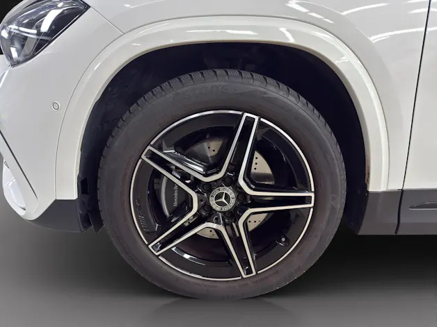 Mercedes-Benz GLA 220d 4Matic 8G-DCT