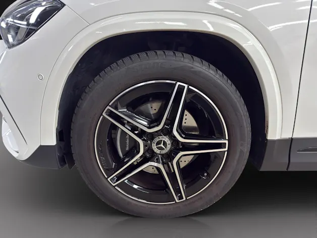 Mercedes-Benz GLA 220d 4Matic 8G-DCT