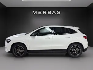 Mercedes-Benz GLA 220d 4Matic 8G-DCT