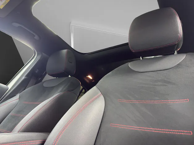 Mercedes-Benz GLA 220d 4Matic 8G-DCT