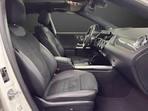 Mercedes-Benz GLA 220d 4Matic 8G-DCT