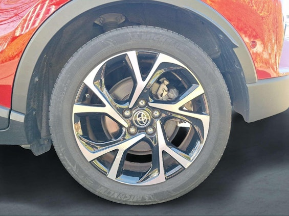 Vehicle image 10 Vehicle image 10