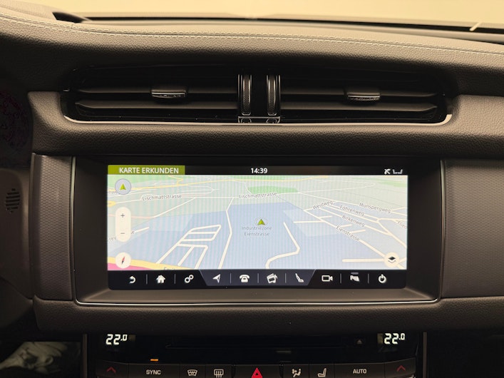 Vehicle image JAGUAR XF