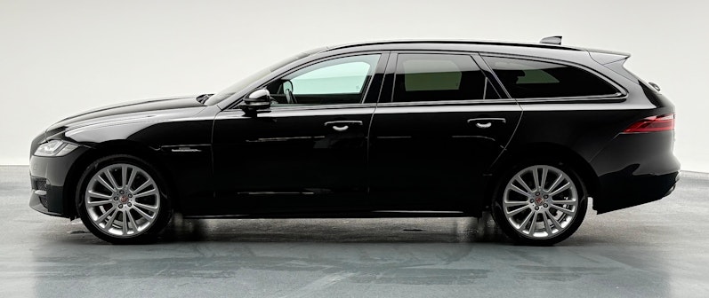 Vehicle image JAGUAR XF