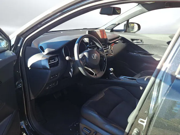 Toyota C-HR 2.0 VVTi HSD Move