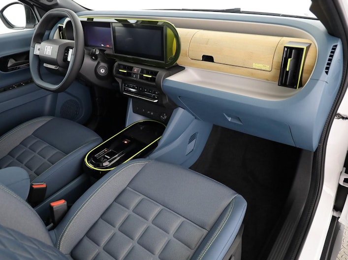 Vehicle image FIAT GRANDE PANDA