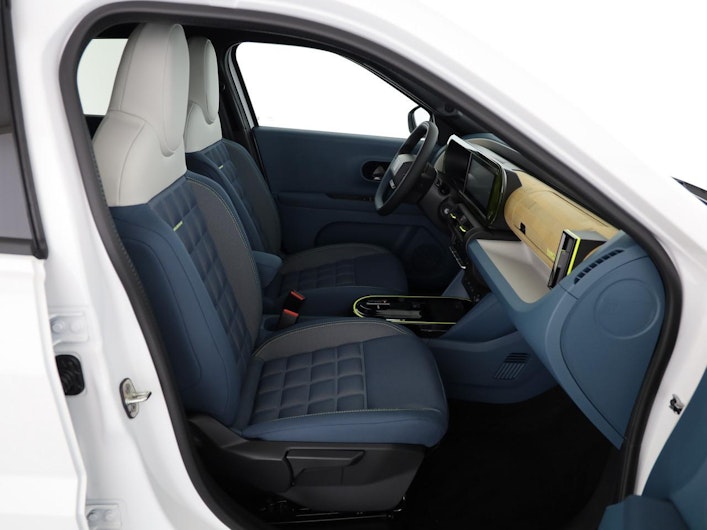 Vehicle image FIAT GRANDE PANDA