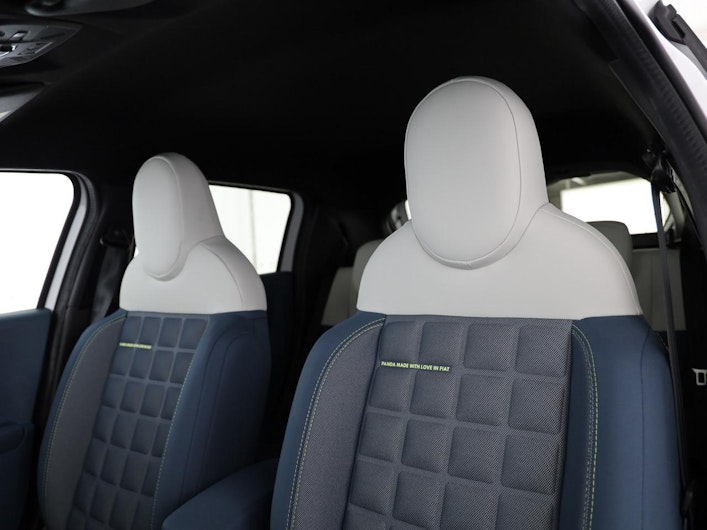 Vehicle image FIAT GRANDE PANDA