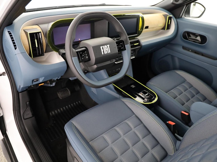 Vehicle image FIAT GRANDE PANDA