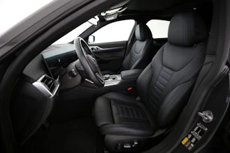 https://vehicle.imgix.net/4072850/3aba6eec-6adf-490a-84e9-54b56bdd7a68.jpg
