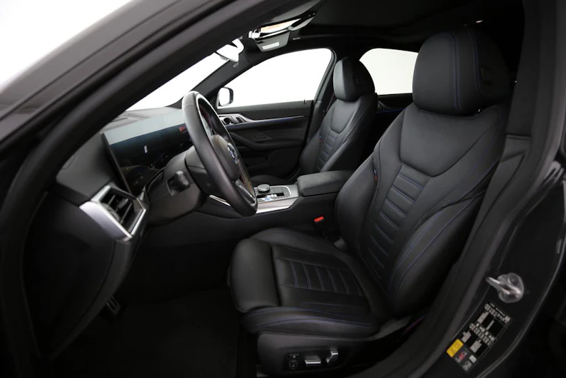 Fahrzeugbild BMW i4