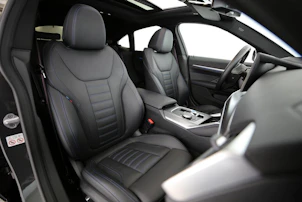 Fahrzeugbild BMW i4 M50