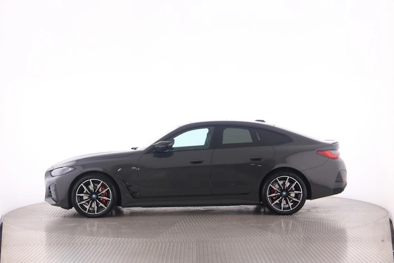 Fahrzeugbild BMW i4
