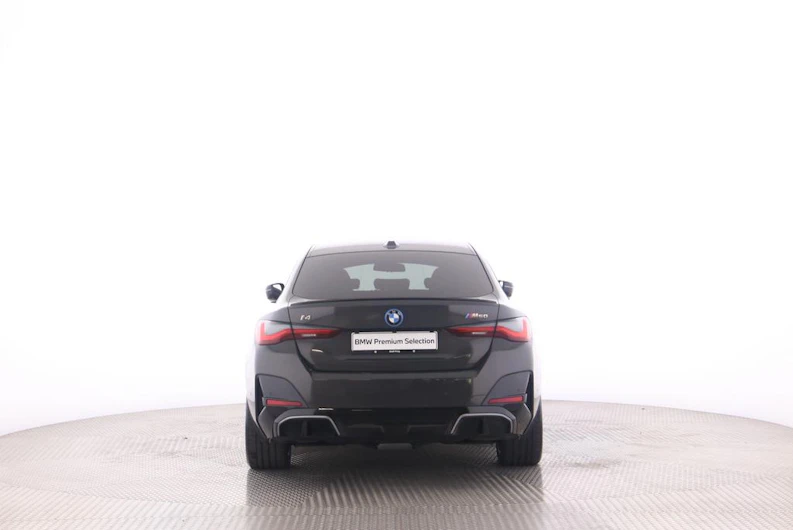 Fahrzeugbild BMW i4