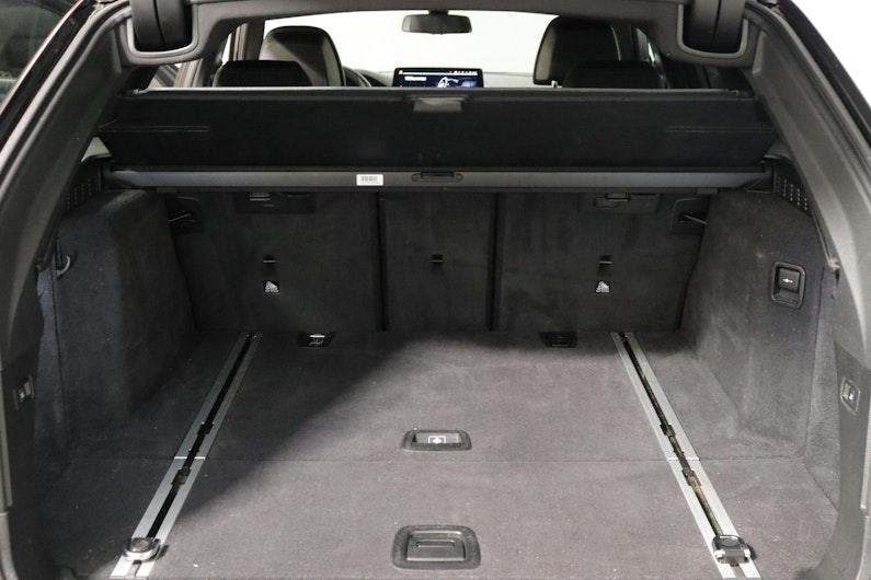 Vehicle image BMW 5 SERIES