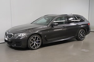 Vehicle image BMW 530d xDrive SAG Touring