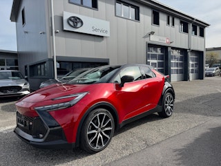 Vehicle image TOYOTA C-HR 0