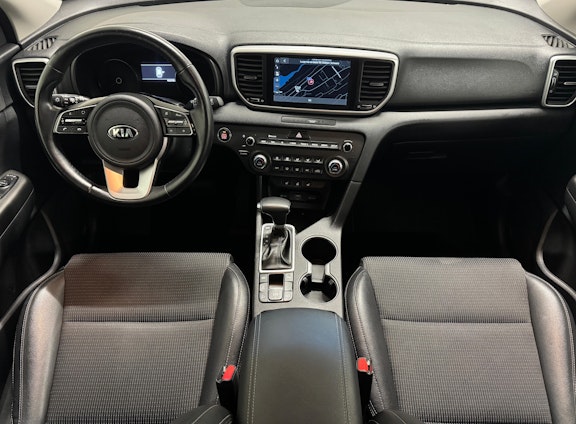 Vehicle image 6 Vehicle image 6