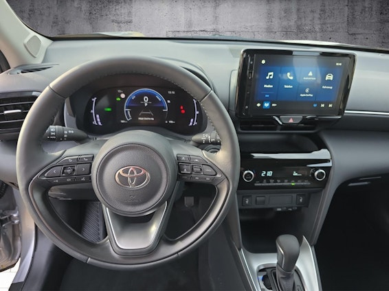 Vehicle image 4 Vehicle image 4