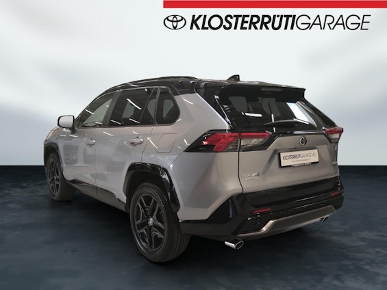 Vehicle image 3 Vehicle image 3