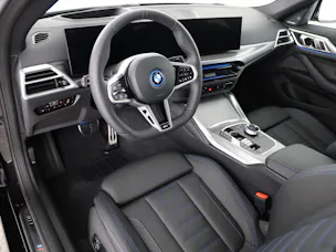BMW i4 xDrive40