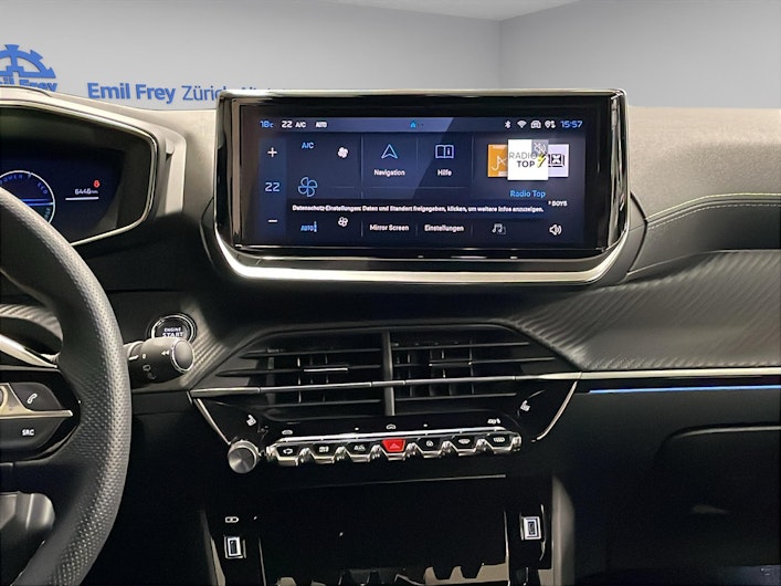 Vehicle image PEUGEOT 208