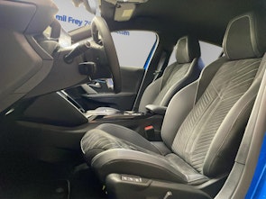 Vehicle image PEUGEOT 208 e-GT