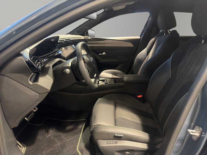 Vehicle image PEUGEOT 308