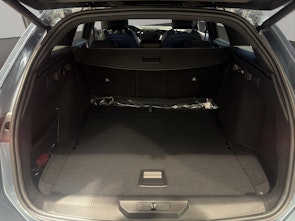 Vehicle image PEUGEOT 308 SW 1.2 Hybrid GT