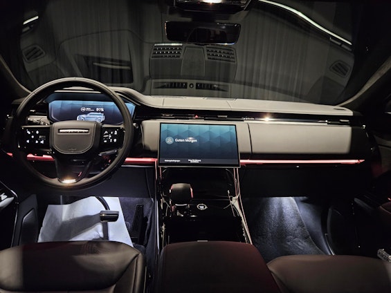 Vehicle image 5 Vehicle image 5