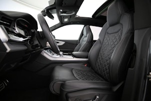 Vehicle image AUDI Q8 3.0 50 TDI Black Edition quattro T-Tronic