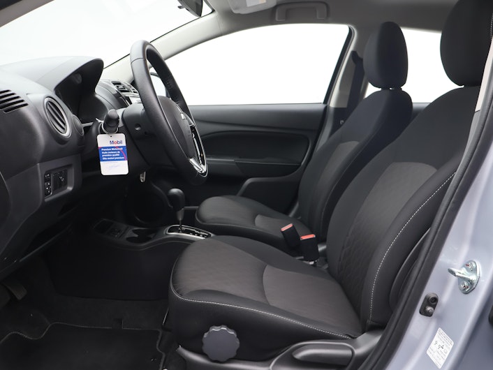 Vehicle image MITSUBISHI SPACE STAR