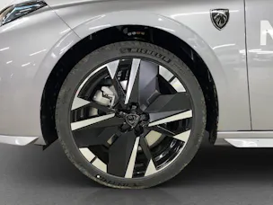 Peugeot 308 SW 1.6 PHEV 195 GT