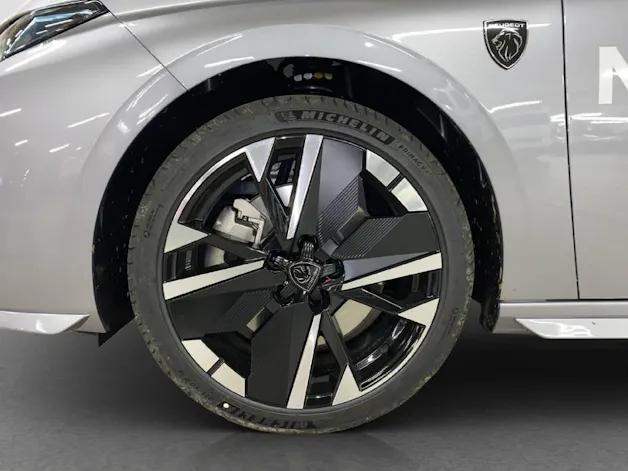 Peugeot 308 SW 1.6 PHEV 195 GT