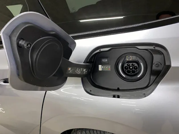Peugeot 308 SW 1.6 PHEV 195 GT