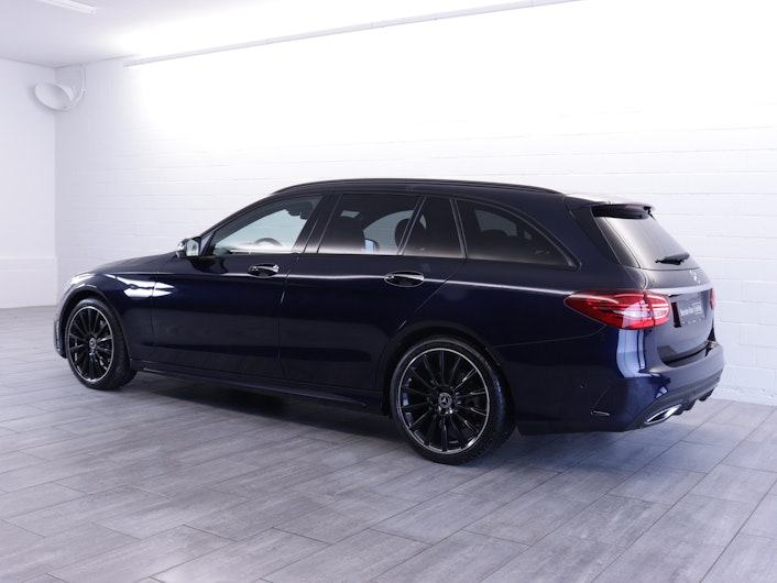 Vehicle image MERCEDES-BENZ C 220