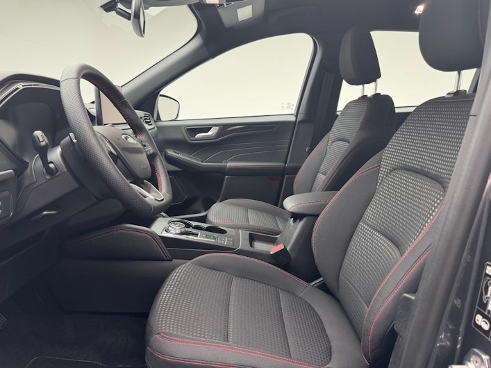 Vehicle image FORD KUGA