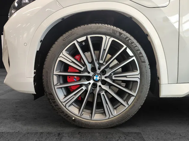 BMW X1 30e xDrive paddles