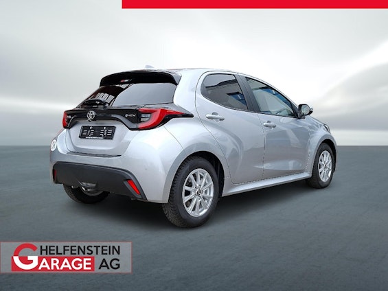 Vehicle image 4 Vehicle image 4