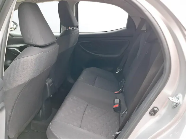 Toyota Yaris 1.5 VVT-i HSD Trend