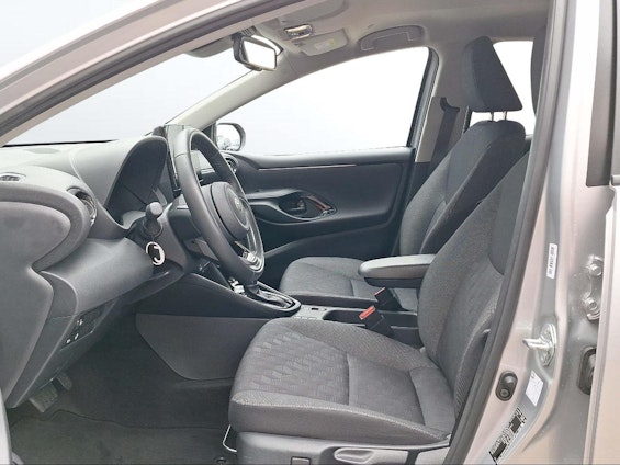 Vehicle image 8 Vehicle image 8